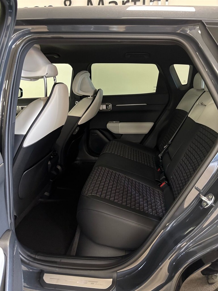 Kia EV4 Long Range GT-Line 204HK 5d Aut. - Image 5