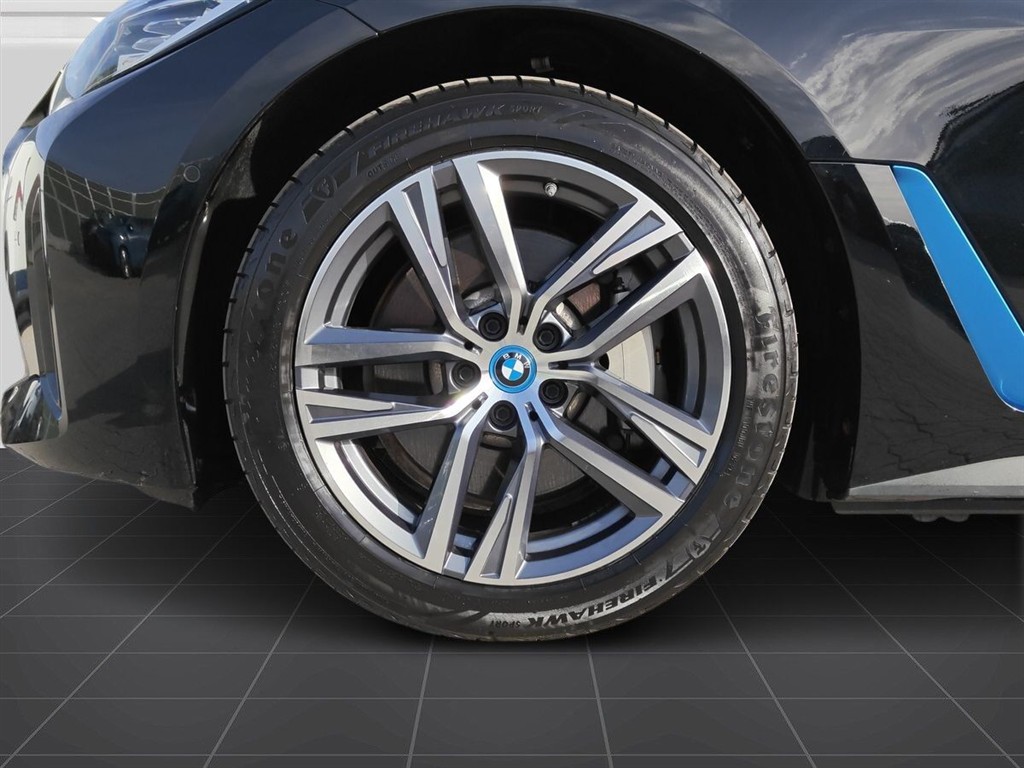BMW i4 eDrive40 Gran Coupé EL 340HK 5d Aut. - Image 6