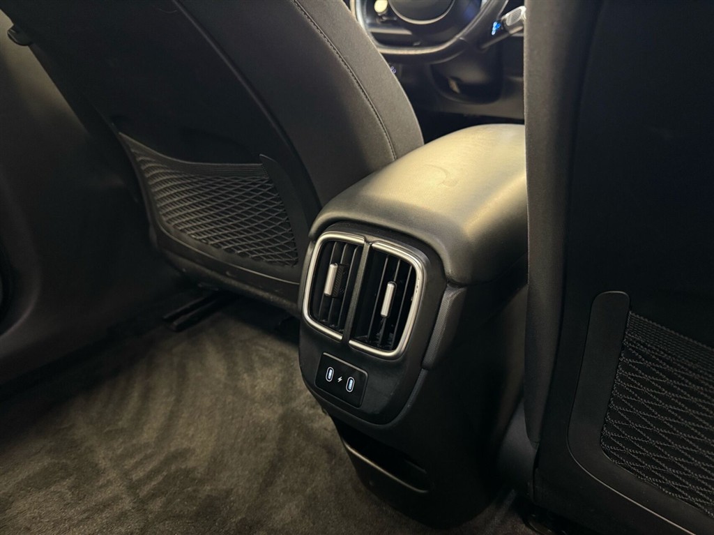 Hyundai Ioniq 6 Electric 53 kWh Essential 151HK Aut. - Image 12