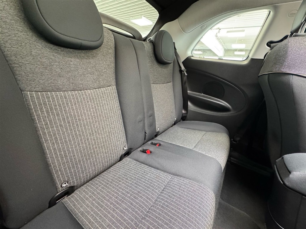 Fiat 500e EL Icon Pack 118HK Cabr. Aut. - Image 12