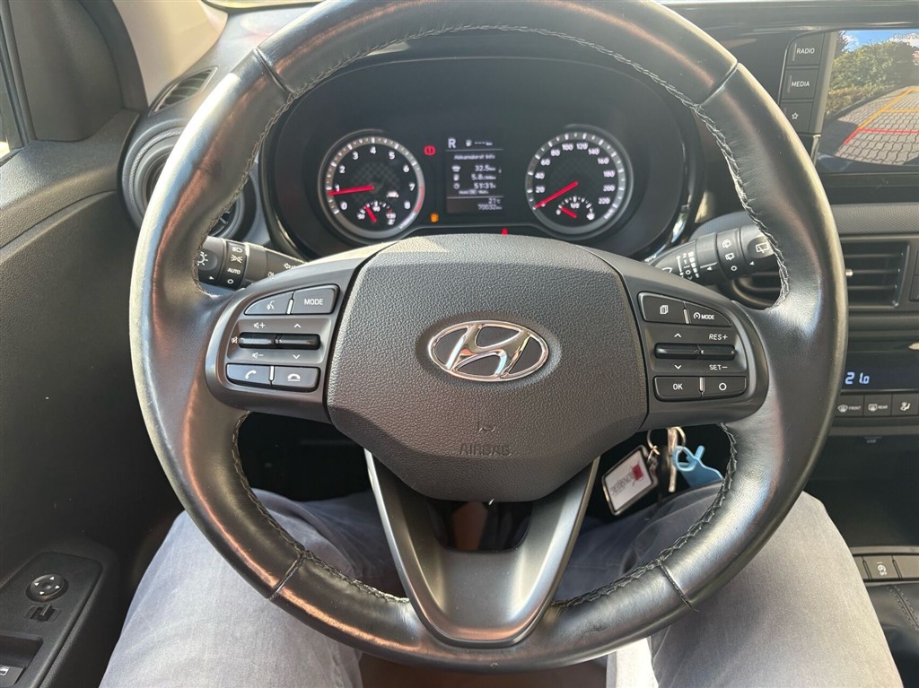 Hyundai i10 1,0 Advanced 67HK 5d - Image 9