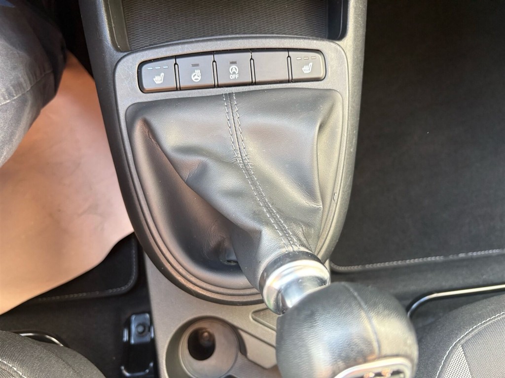 Hyundai i10 1,0 Advanced 67HK 5d - Image 11