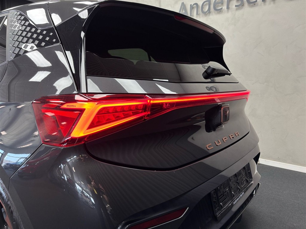Cupra Born EL Pasión 231HK 5d Aut. - Image 8