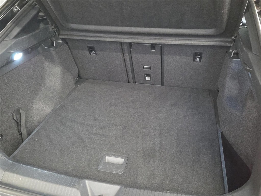 VW ID.5 EL Pro Performance 204HK 5d Aut. - Image 16