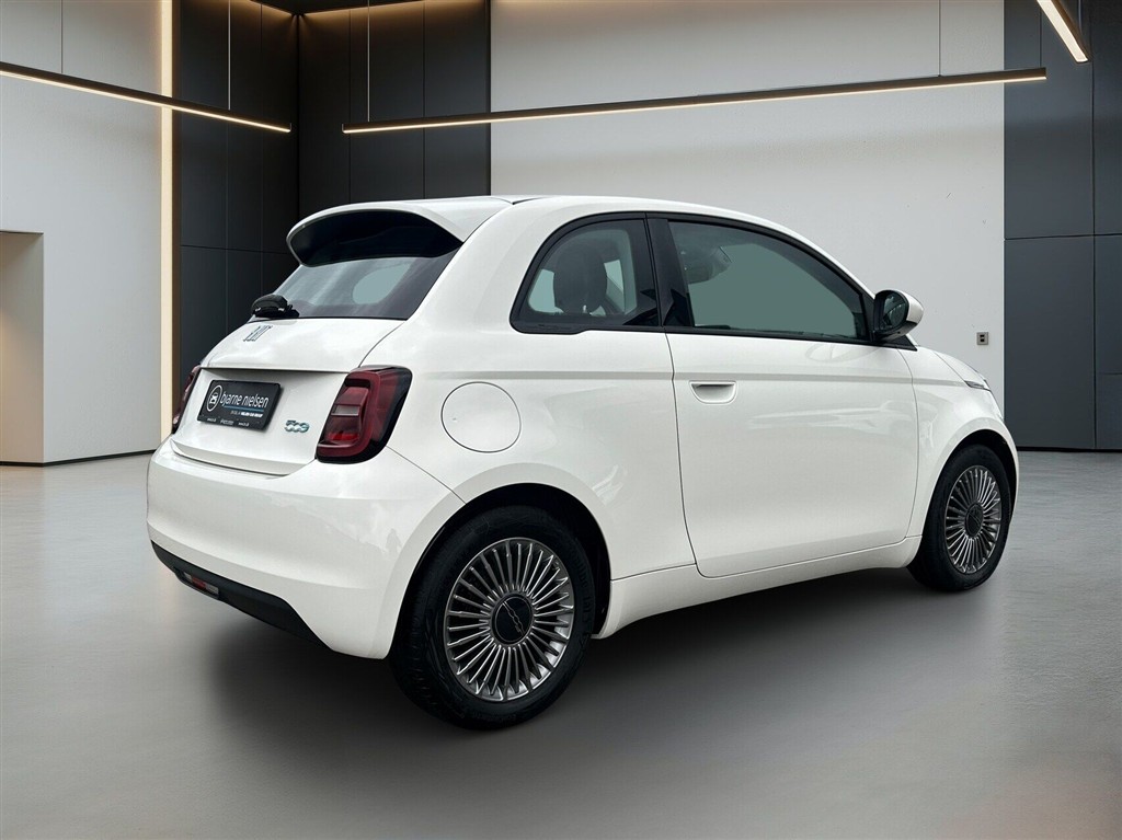 Fiat 500e 3+1 EL Icon 118HK 4d Aut. - Image 4