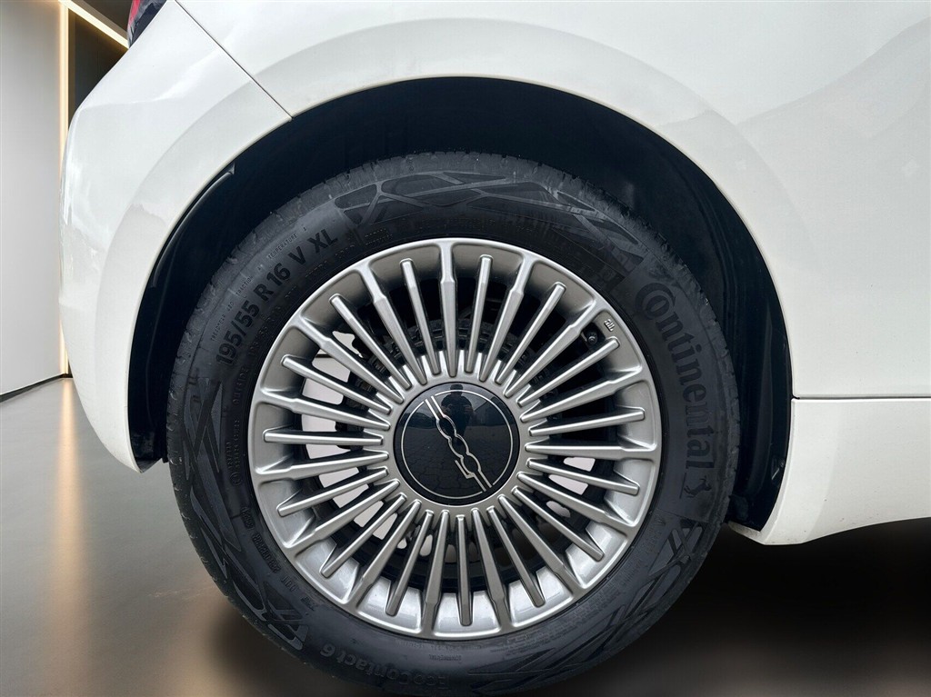 Fiat 500e 3+1 EL Icon 118HK 4d Aut. - Image 6