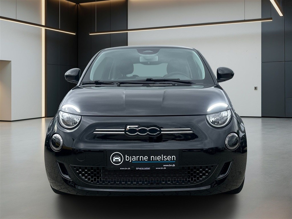 Fiat 500e 3+1 EL Icon 118HK 4d Aut. - Image 2