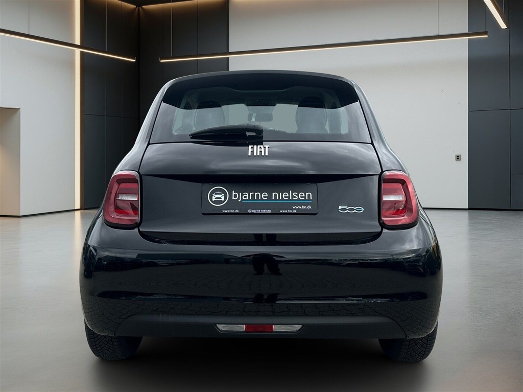 Fiat 500e 3+1 EL Icon 118HK 4d Aut. - Image 3