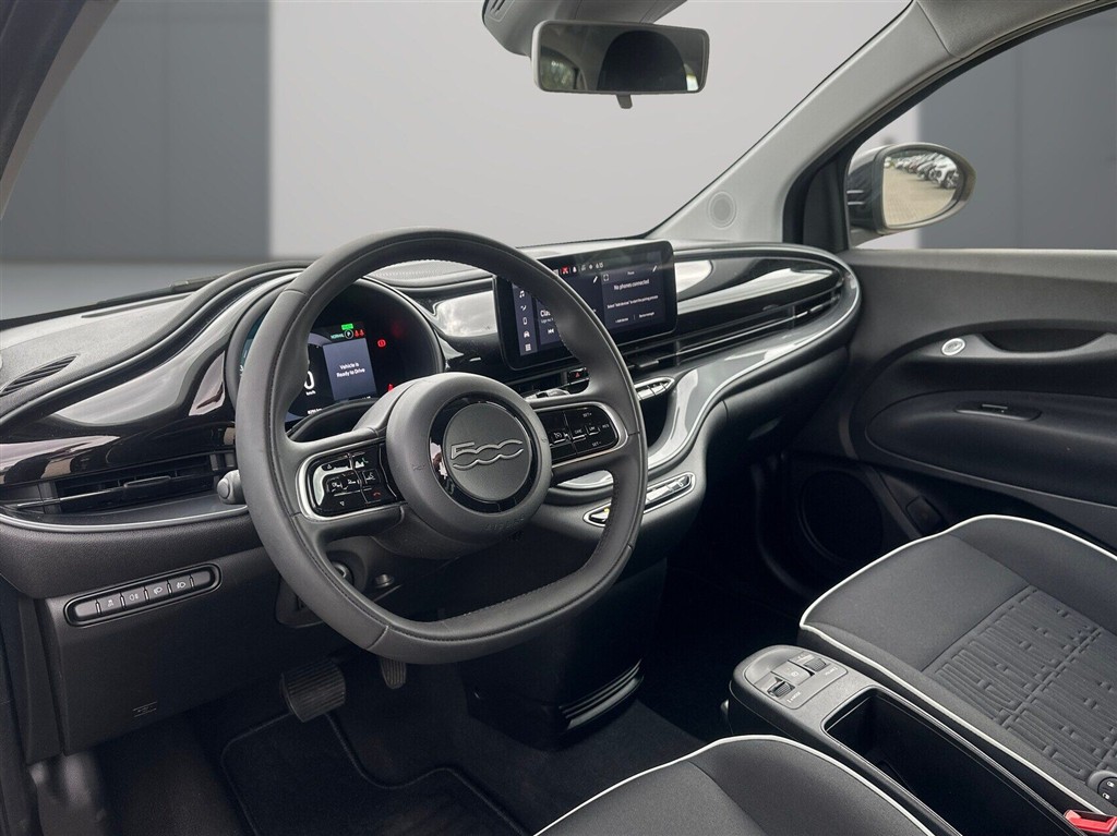 Fiat 500e 3+1 EL Icon 118HK 4d Aut. - Image 9