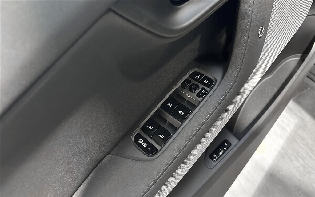 Polestar 2 EL LRSM Nordic Edition 299HK 5d Aut. - Image 15
