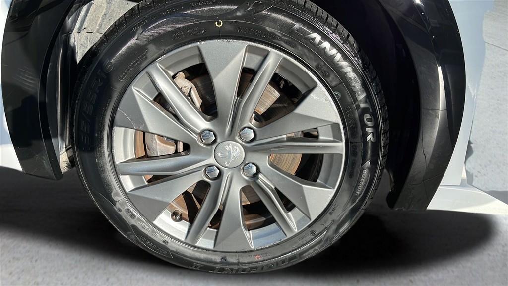 Peugeot e-208 EL Active Pack 136HK 5d Aut. - Image 16