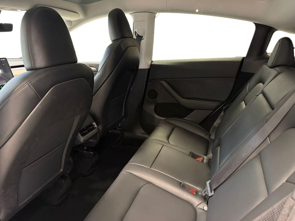 Tesla Model Y EL Performance AWD 534HK 5d Aut. - Image 12