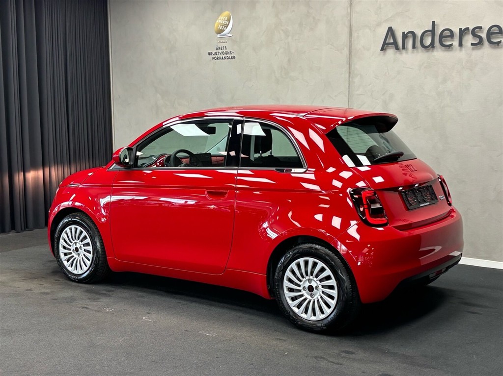 Fiat 500e EL RED 118HK 3d Aut. - Image 3