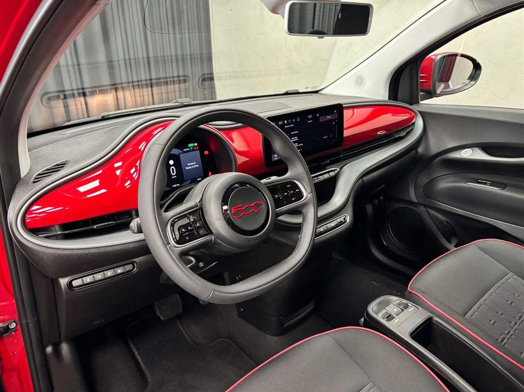 Fiat 500e EL RED 118HK 3d Aut. - Image 8