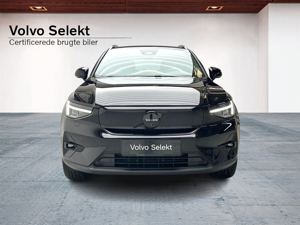 Volvo EX40 Single Motor Extended Range Black Edition 252HK 5d Aut. - Image 9