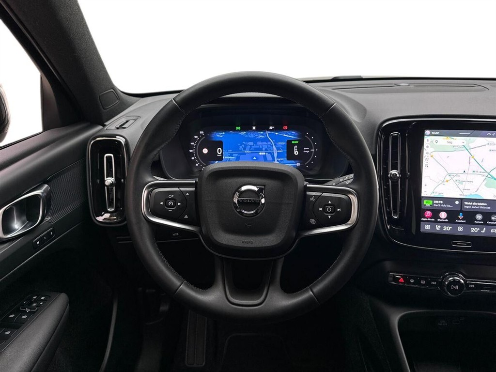 Volvo EX40 Single Motor Extended Range Black Edition 252HK 5d Aut. - Image 11