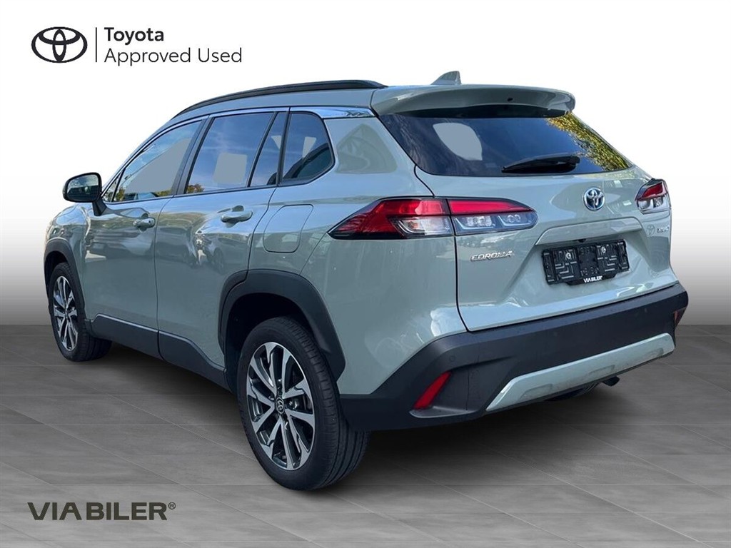 Toyota Corolla Cross 1,8 Hybrid Style Comfort 140HK 5d Aut. - Image 3