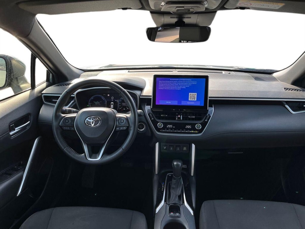 Toyota Corolla Cross 1,8 Hybrid Style Comfort 140HK 5d Aut. - Image 14
