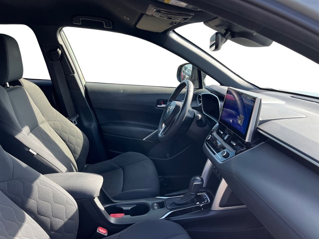 Toyota Corolla Cross 1,8 Hybrid Style Comfort 140HK 5d Aut. - Image 15