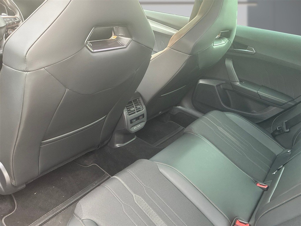 Cupra Formentor 2,0 TSI VZ 4X4 DSG 310HK 5d 7g Aut. - Image 11