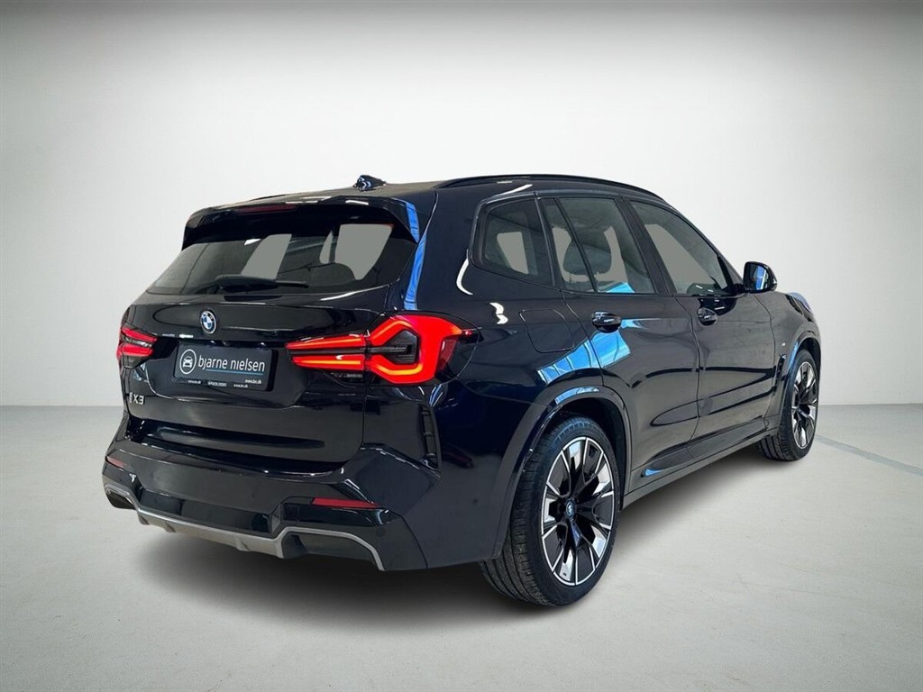 BMW iX3 EL M-Sport Charged Plus 286HK 5d Aut. - Image 2