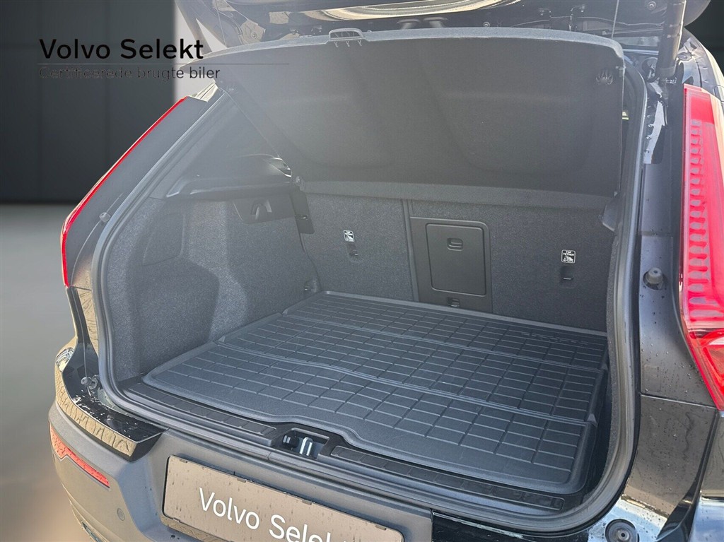 Volvo XC40 Recharge Single Engine Plus 231HK 5d Aut. - Image 8
