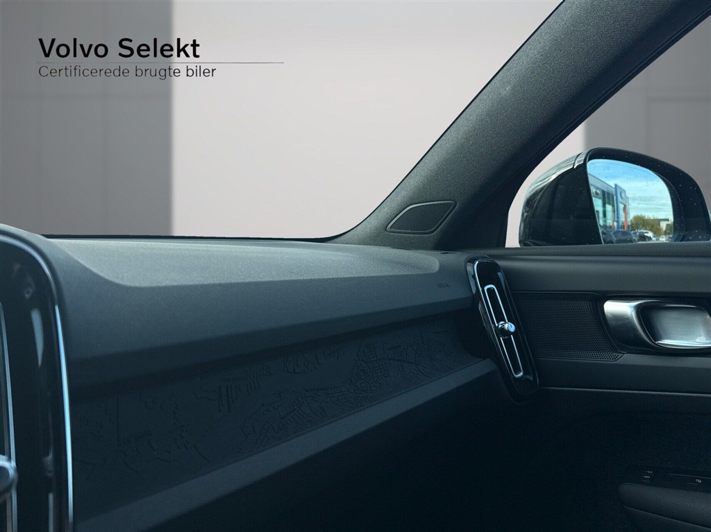 Volvo XC40 Recharge Single Engine Plus 231HK 5d Aut. - Image 13