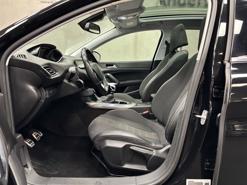 Peugeot 308 1,6 BlueHDi Allure+ 120HK 5d - Image 9