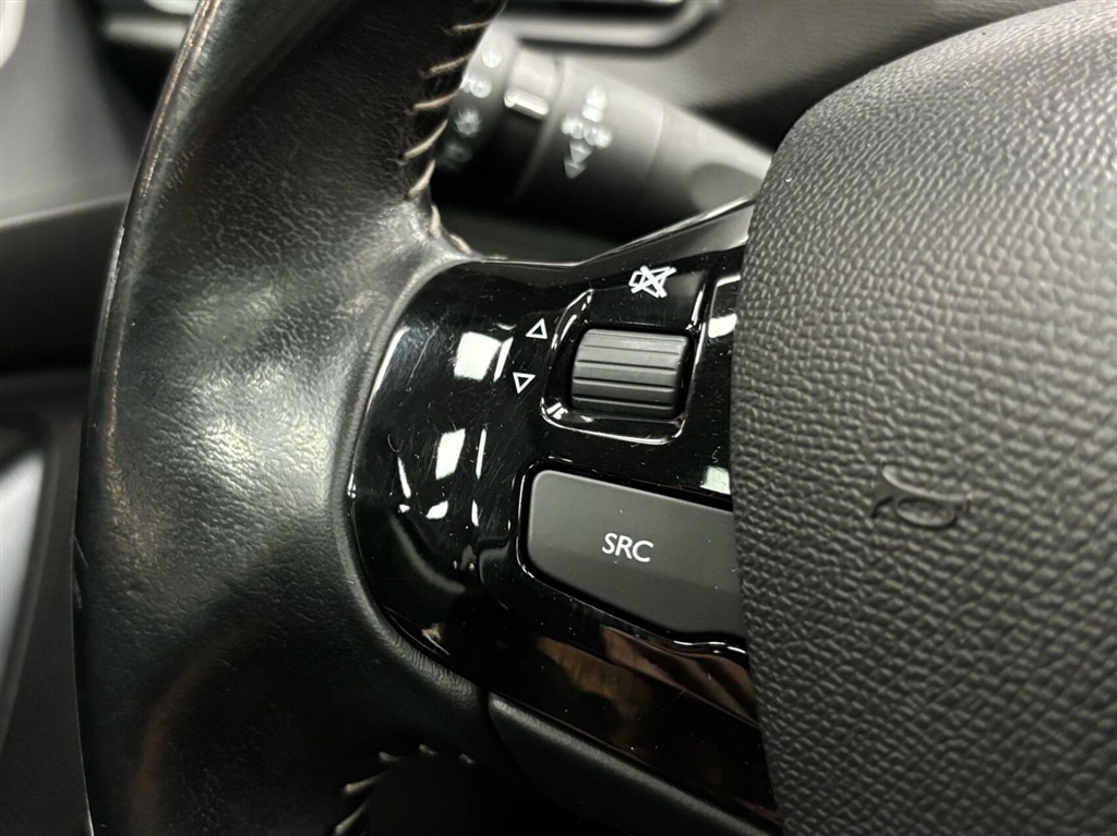 Peugeot 308 1,6 BlueHDi Allure+ 120HK 5d - Image 14