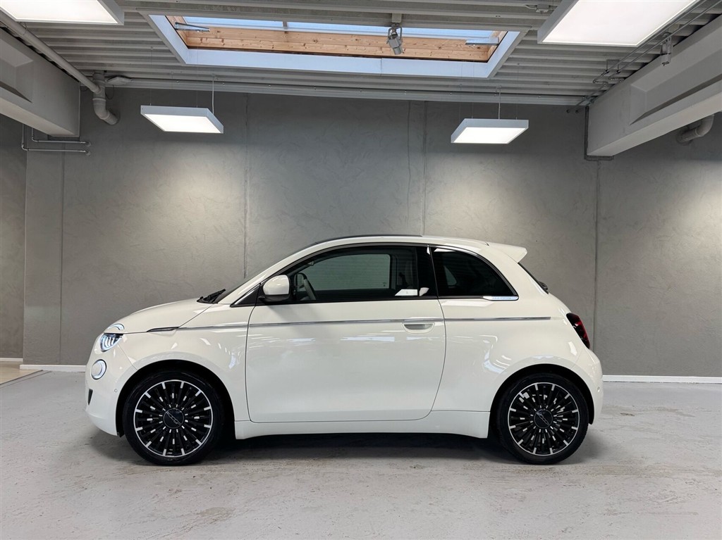 Fiat 500e EL La Prima By Bocelli 118HK 3d Aut. - Image 6