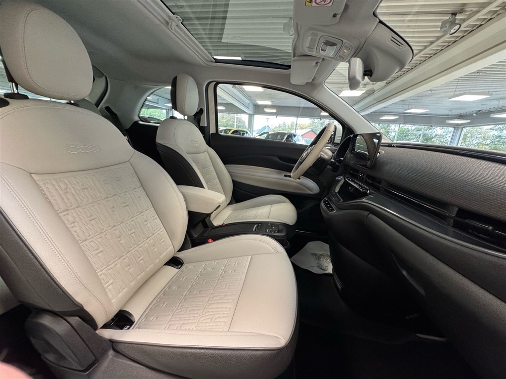 Fiat 500e EL La Prima By Bocelli 118HK 3d Aut. - Image 10