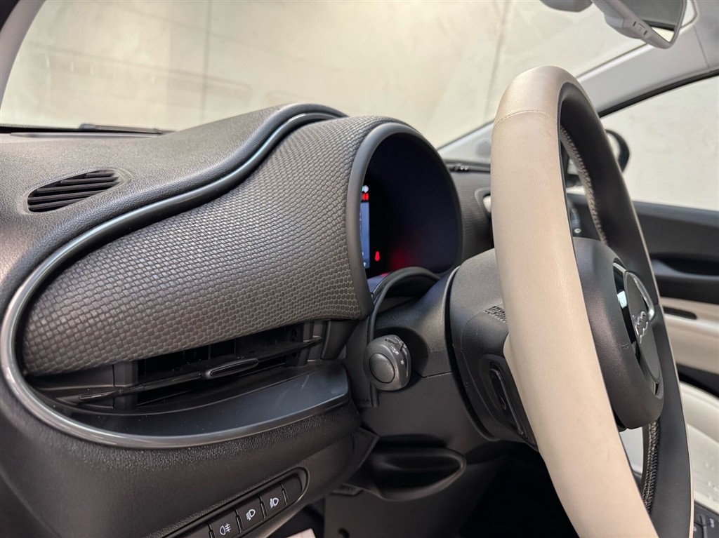 Fiat 500e EL La Prima By Bocelli 118HK 3d Aut. - Image 13