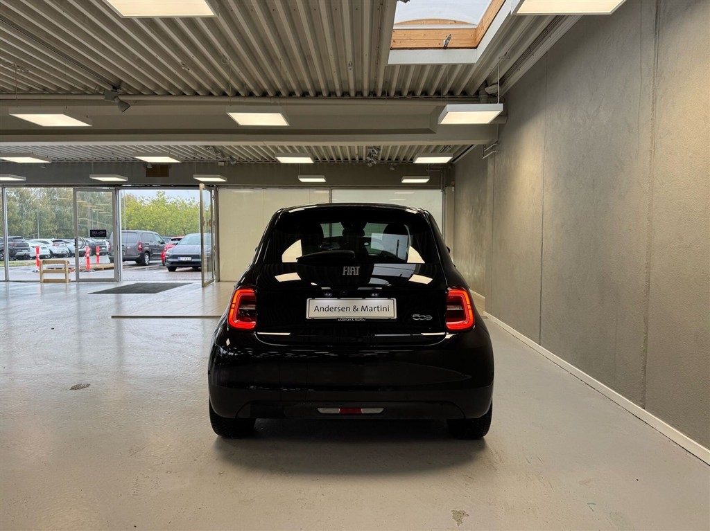 Fiat 500e EL La Prima By Bocelli 118HK 3d Aut. - Image 7