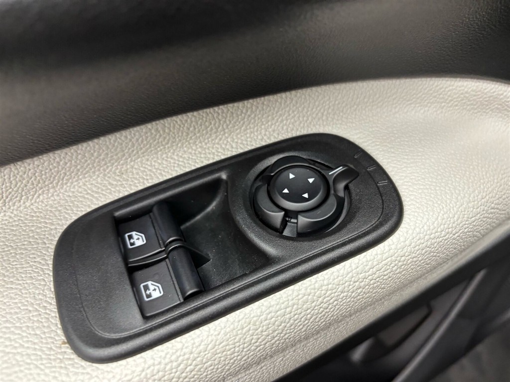 Fiat 500e EL La Prima By Bocelli 118HK 3d Aut. - Image 11