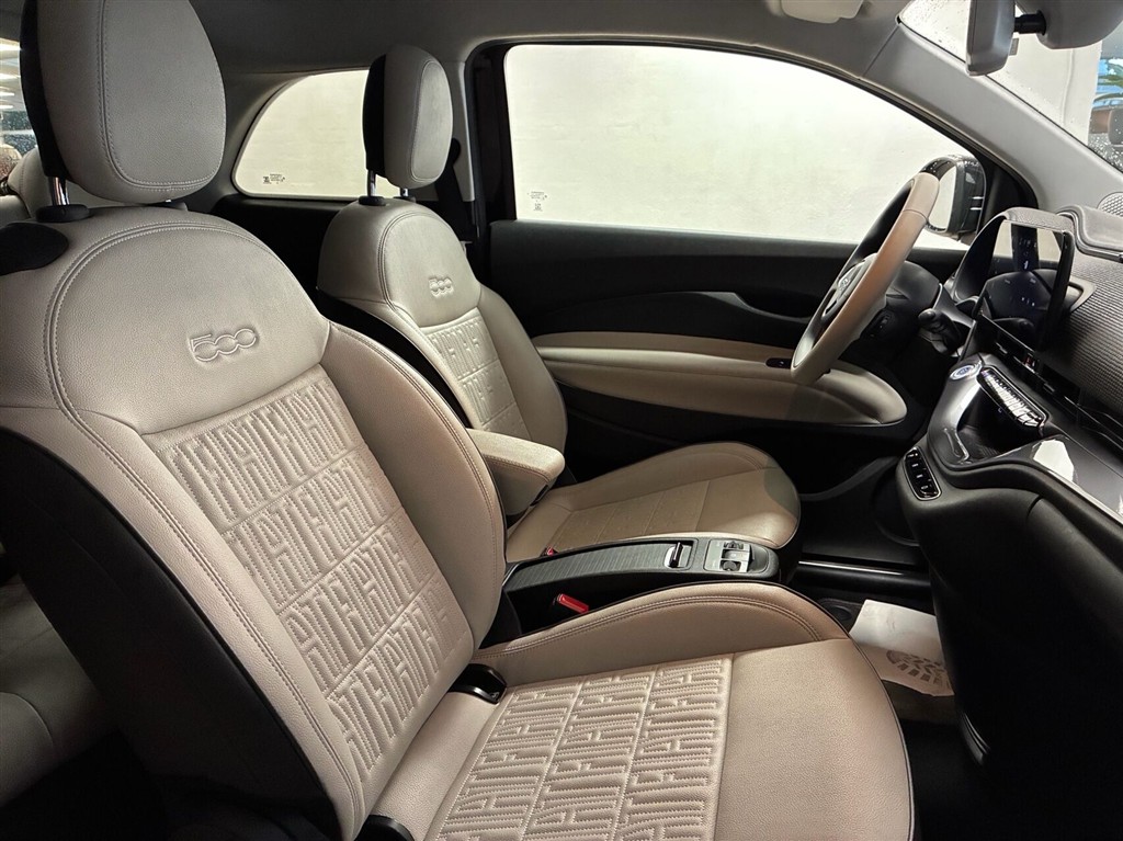 Fiat 500e EL La Prima By Bocelli 118HK 3d Aut. - Image 8