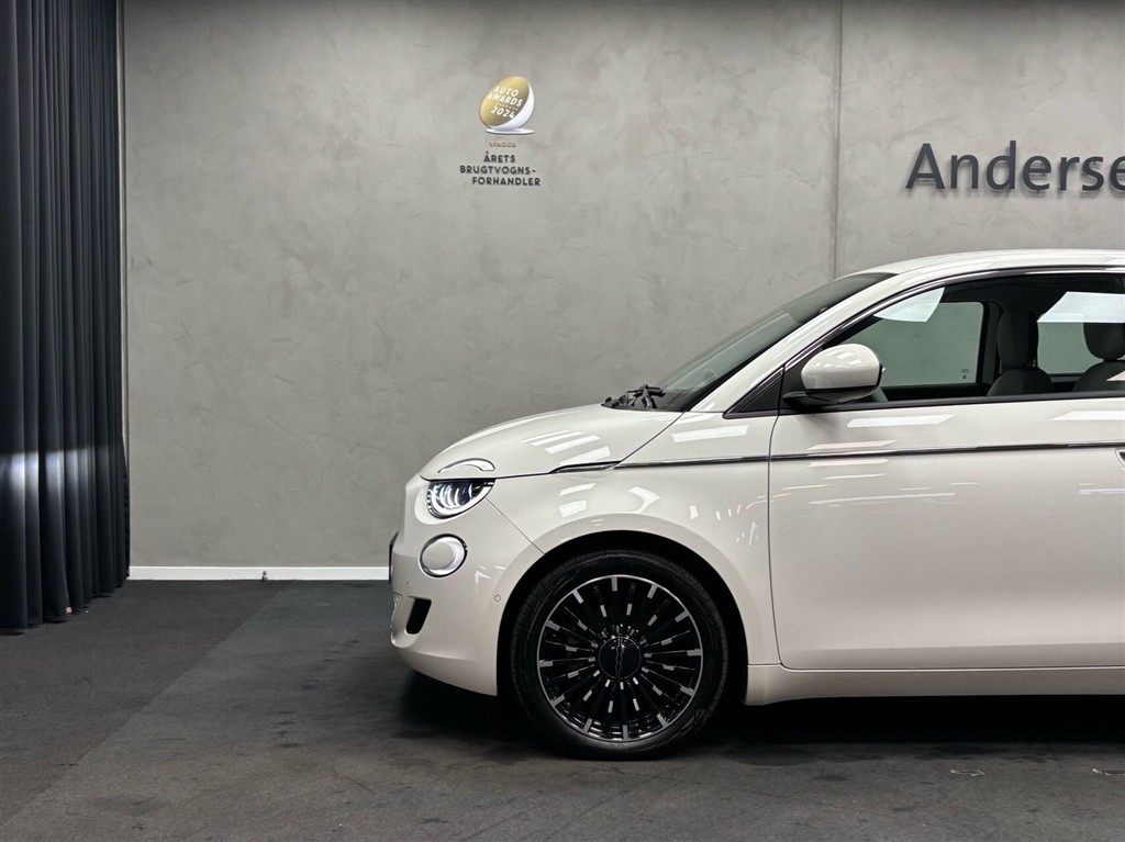 Fiat 500e EL La Prima By Bocelli 118HK 3d Aut. - Image 5