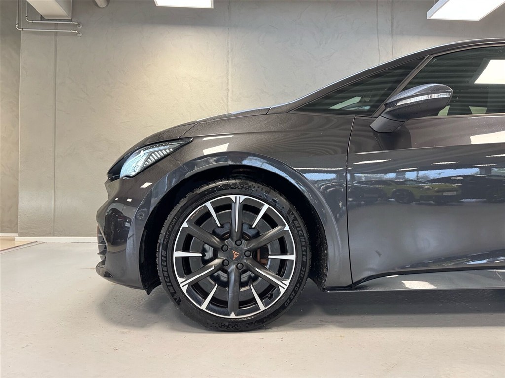 Cupra Born EL e-Boost 231HK 5d Aut. - Image 4