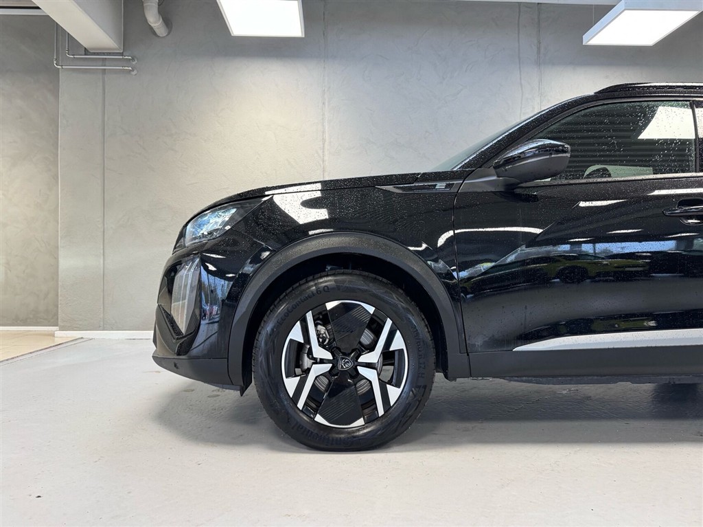 Peugeot e-2008 EL Allure 156HK 5d Aut. - Image 4