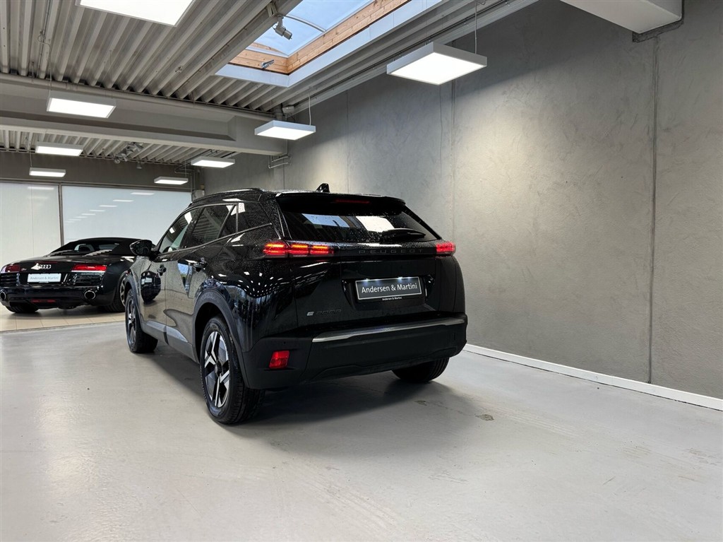 Peugeot e-2008 EL Allure 156HK 5d Aut. - Image 6