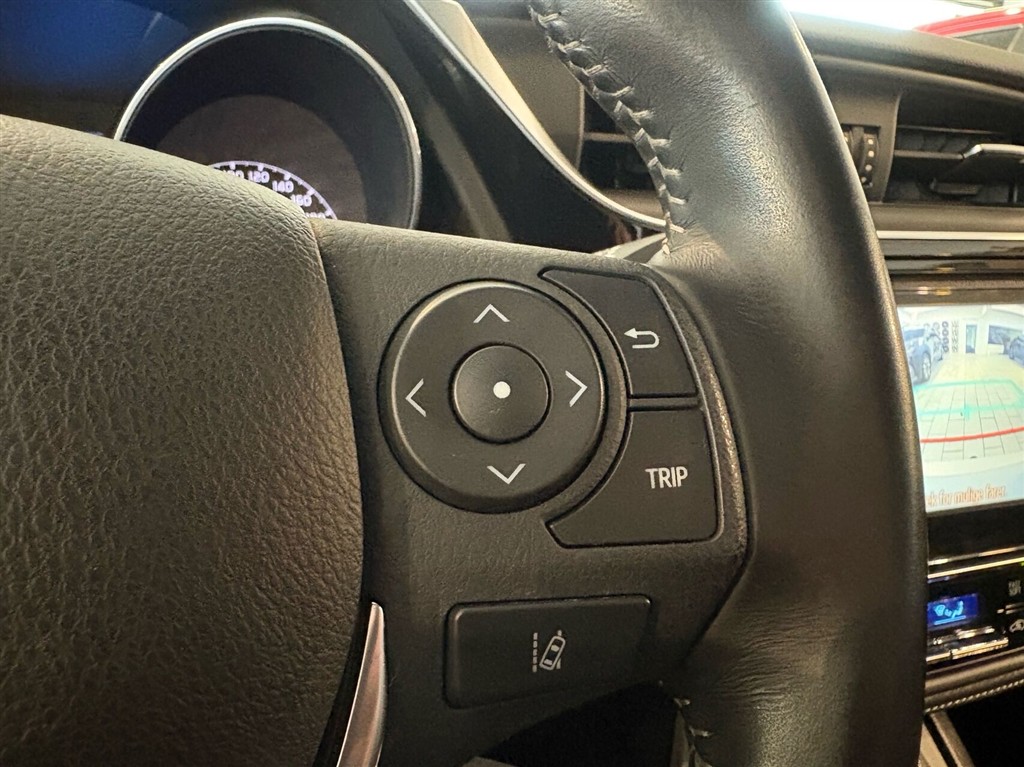 Toyota Auris 1,8 Hybrid H2 Comfort 136HK 5d Aut. - Image 13