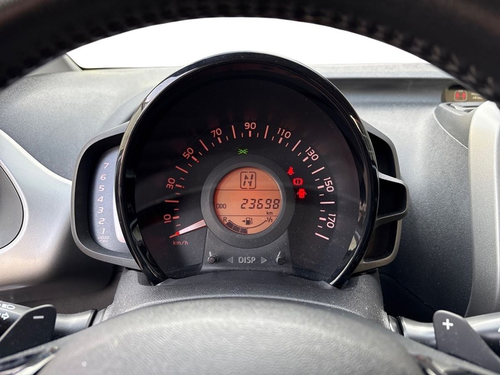 Toyota Aygo 1,0 VVT-I X-Play Air X-Shift 69HK 5d Aut. - Image 16