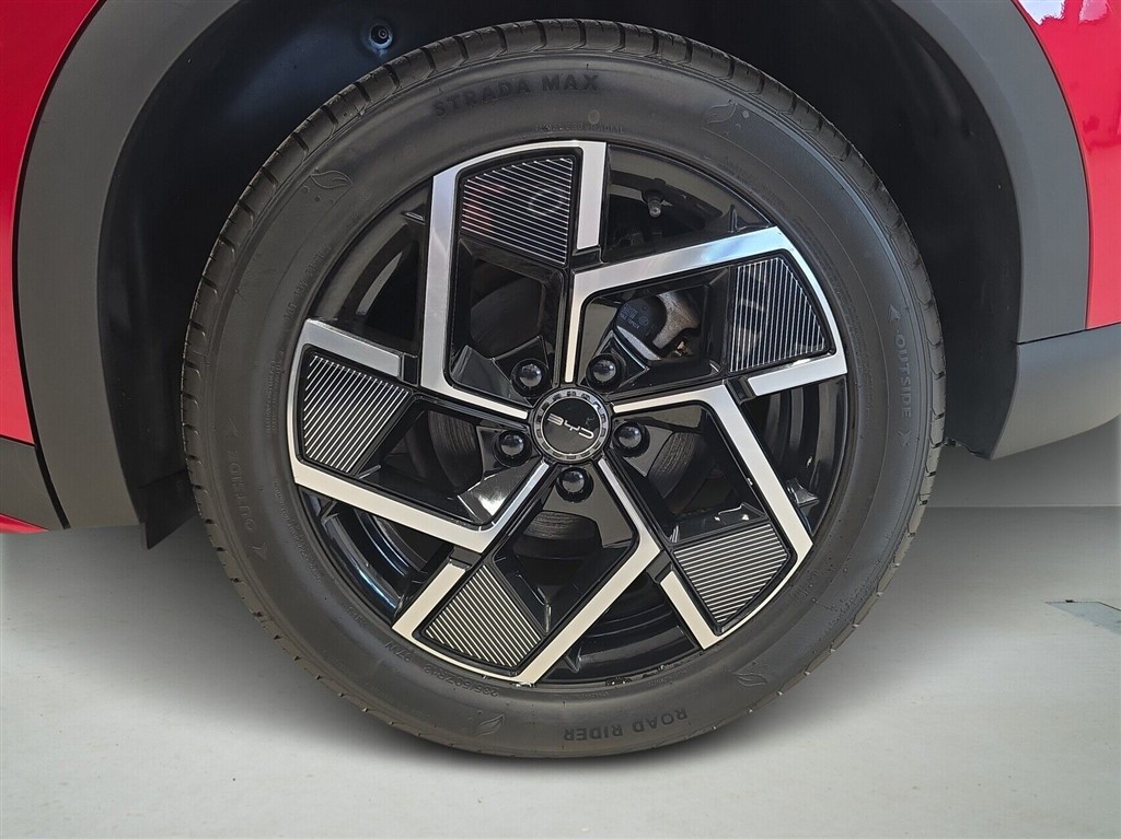 BYD Atto 3 EL Comfort 204HK 5d Aut. - Image 8