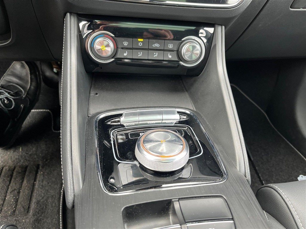 MG ZS EV EL Luxury 143HK 5d Aut. - Image 15