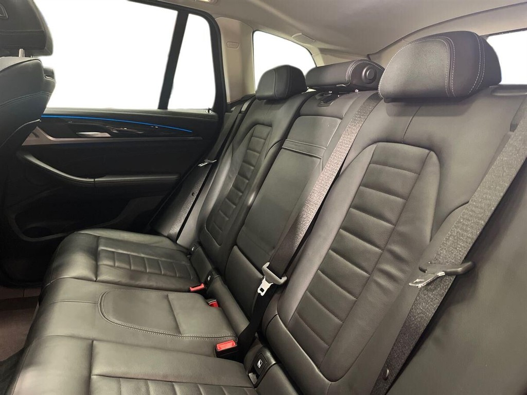 BMW iX3 EL Charged 286HK 5d Aut. - Image 11
