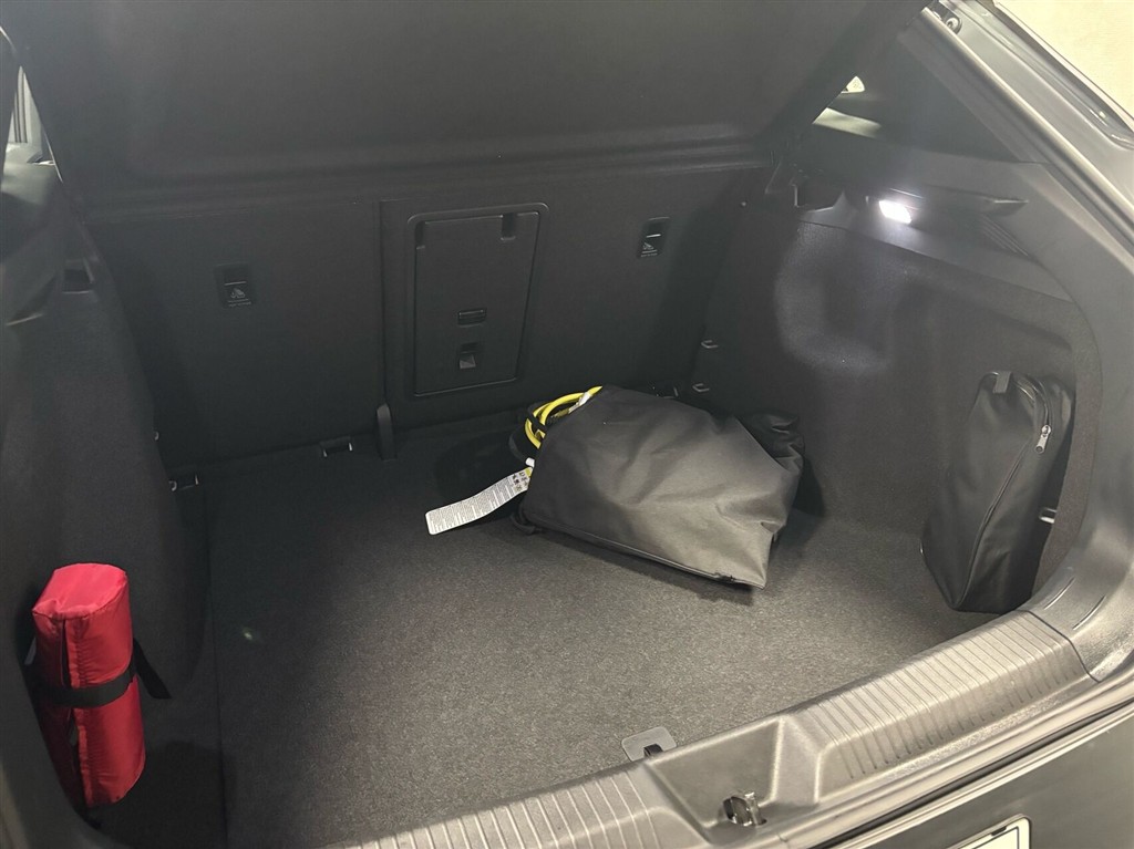 VW ID.4 EL Pure Performance 170HK 5d Aut. - Image 6