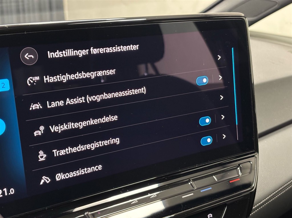 VW ID.3 EL Pro 204HK 5d Aut. - Image 13