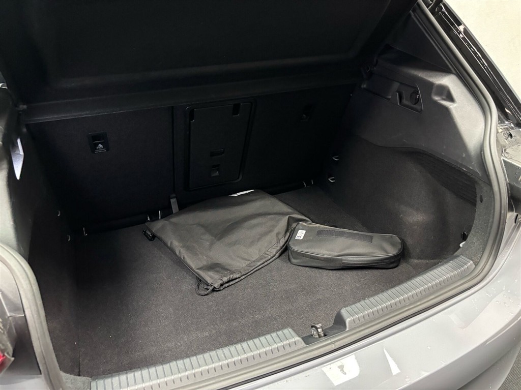 VW ID.3 EL Pro 204HK 5d Aut. - Image 6