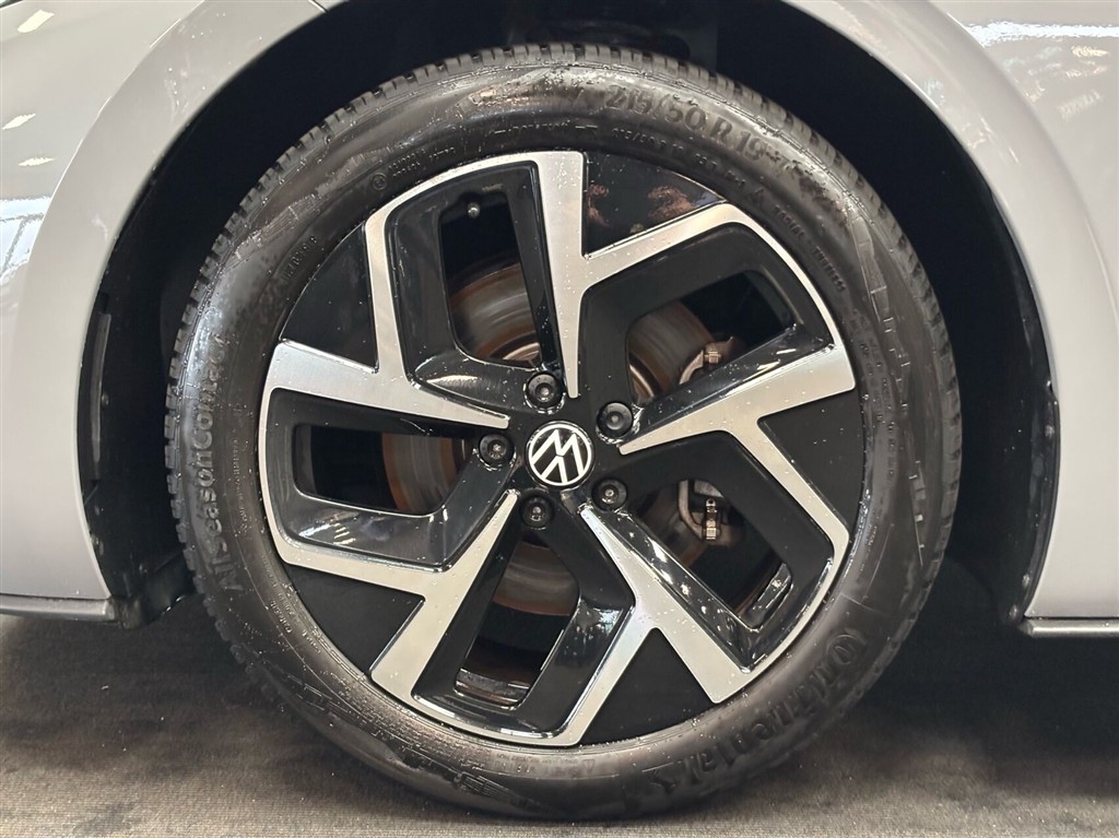 VW ID.3 EL Pro 204HK 5d Aut. - Image 6
