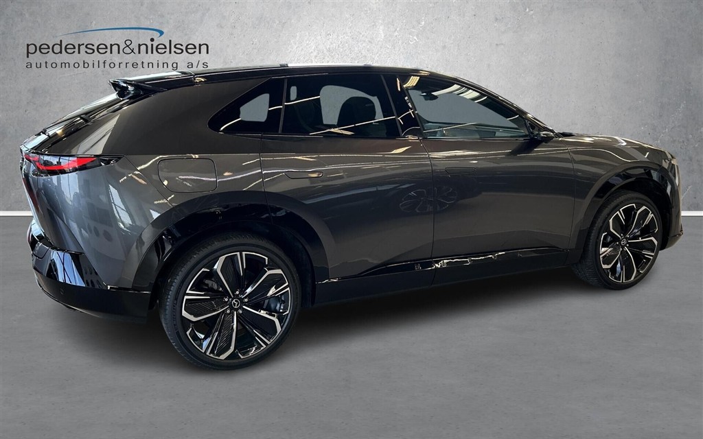Mazda CX-6e EL Takumi Plus 258HK 5d Aut. - Image 6