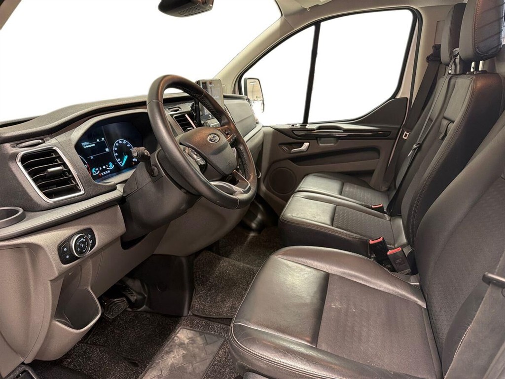 Ford Transit Custom 320 L2H1 2,0 TDCi Sport 185HK Van 6g Aut. - Image 6